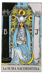 LA SACERDOTISA