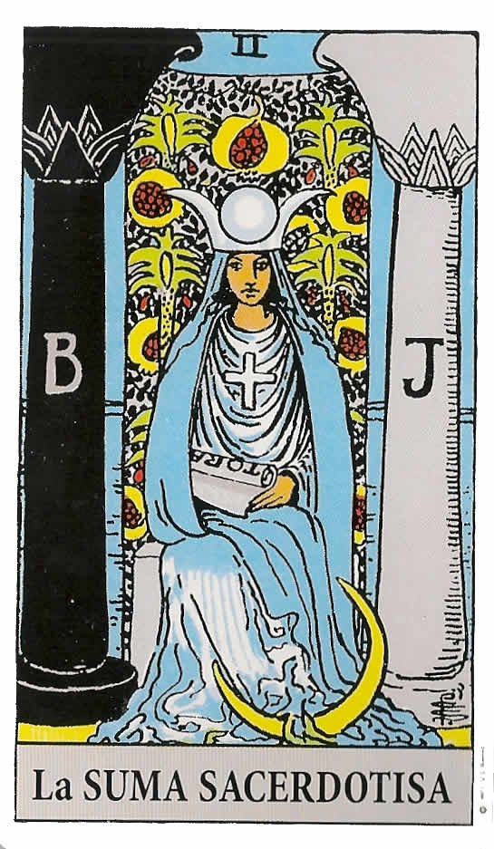 LA SACERDOTISA
